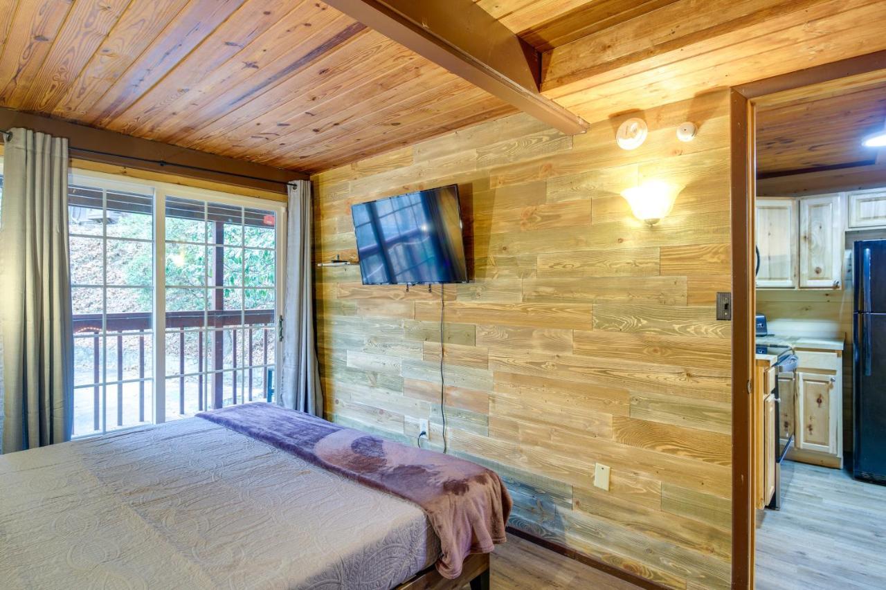 Gatlinburg A-Frame Home With Hot Tub Near Parkway Exterior photo