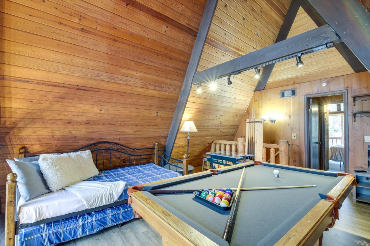 Gatlinburg A-Frame Home With Hot Tub Near Parkway Exterior photo